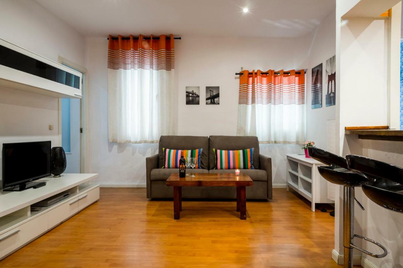 Colegiata Apartment Madrid Ngoại thất bức ảnh