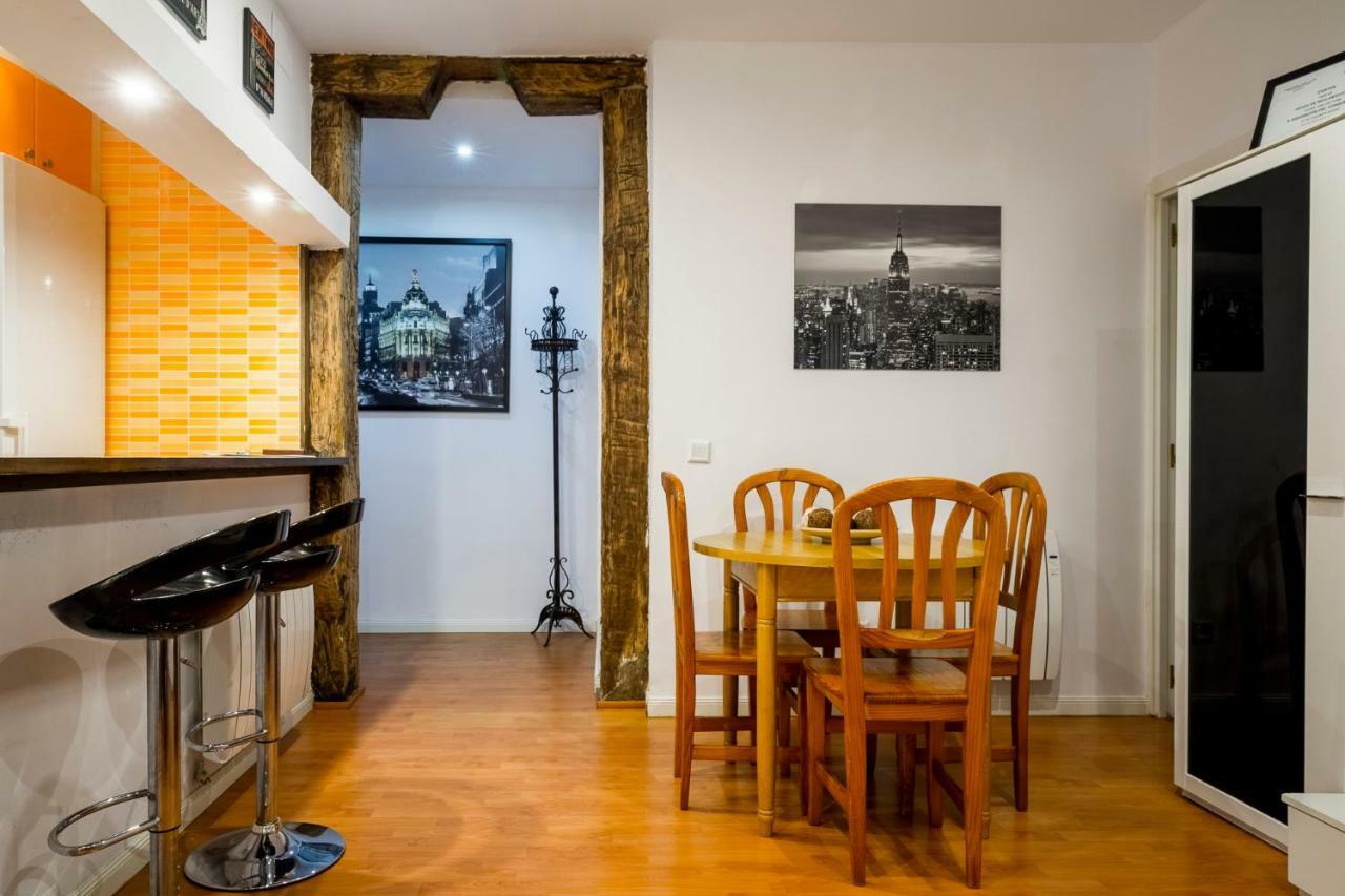 Colegiata Apartment Madrid Ngoại thất bức ảnh